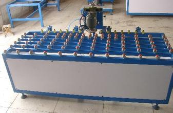 新型玻璃磨边机的日常保养规范